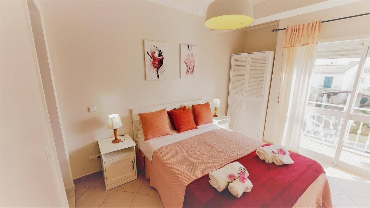3 Bedroom In Oura With Amazing Pool At Walking Distance To Beach, Strip And Old Town, Wifi And Ac, Private