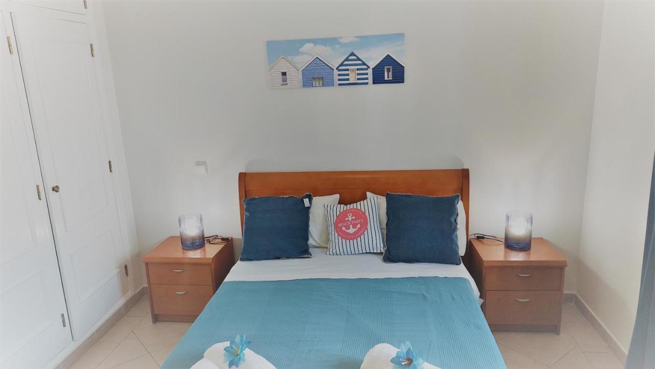 3 Bedroom In Oura With Amazing Pool At Walking Distance To Beach, Strip And Old Town, Wifi And Ac, Private Appartement