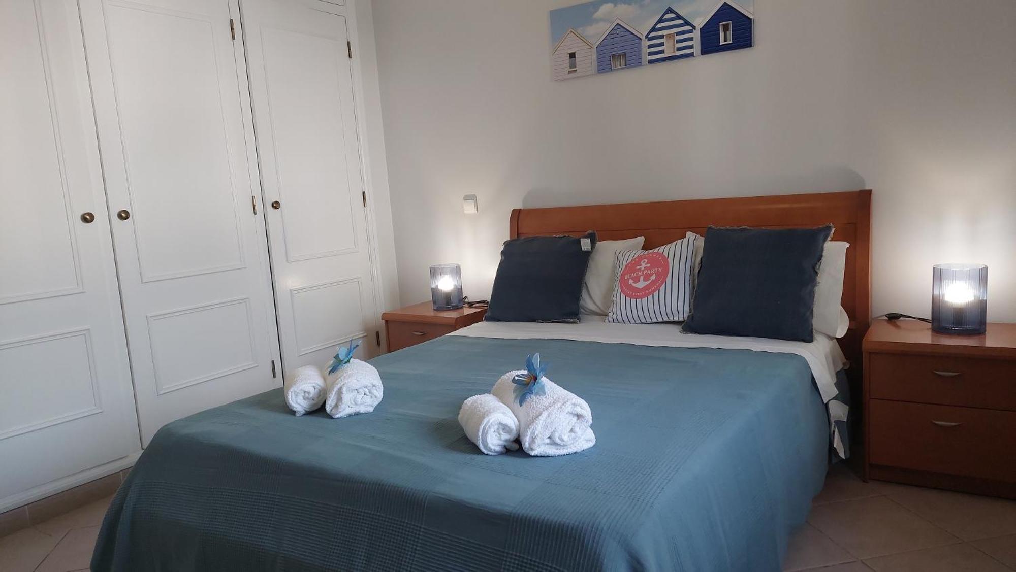 3 Bedroom In Oura With Amazing Pool At Walking Distance To Beach, Strip And Old Town, Wifi And Ac, Private
