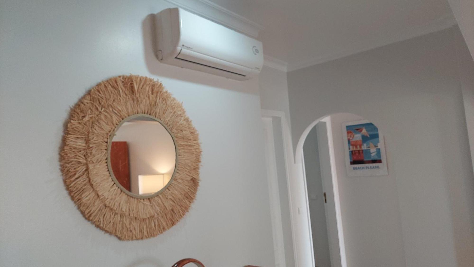 3 Bedroom In Oura With Amazing Pool At Walking Distance To Beach, Strip And Old Town, Wifi And Ac, Private Appartement